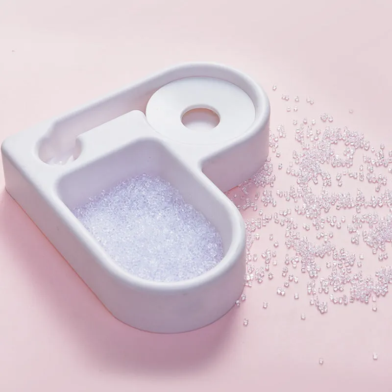 Heart-Shaped Pet Corner Bowl