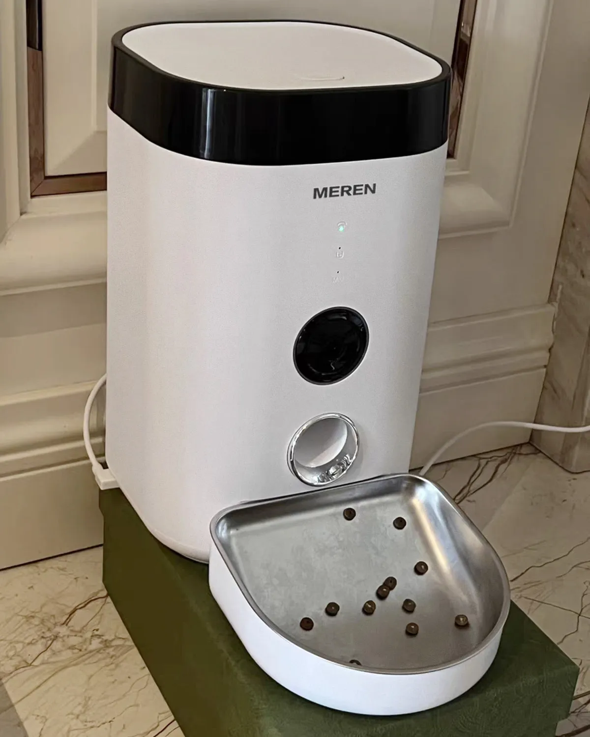 MEREN- Automatic Pet Feeder, Meal Timing, Dry Food Meal Portion Size Control,Included Desiccant Bag, Small Medium Pets