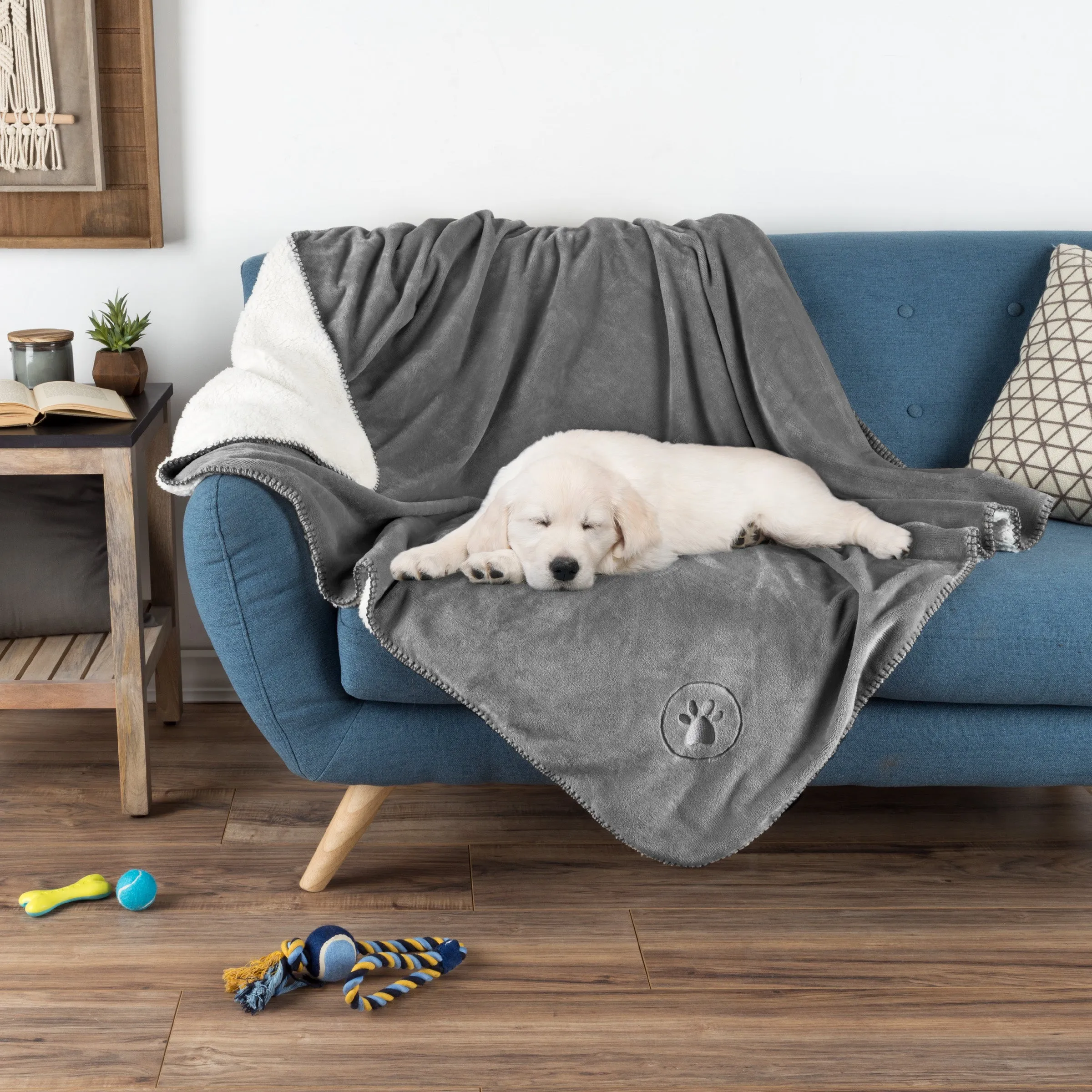 PETMAKER 50x60-Inch Waterproof Dog Blanket, Gray